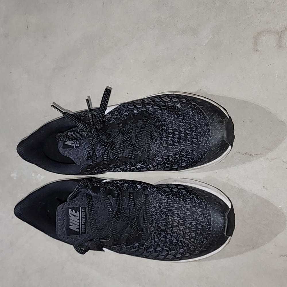 Nike Zoom Pegasus Track Shoes Size 5Y girls